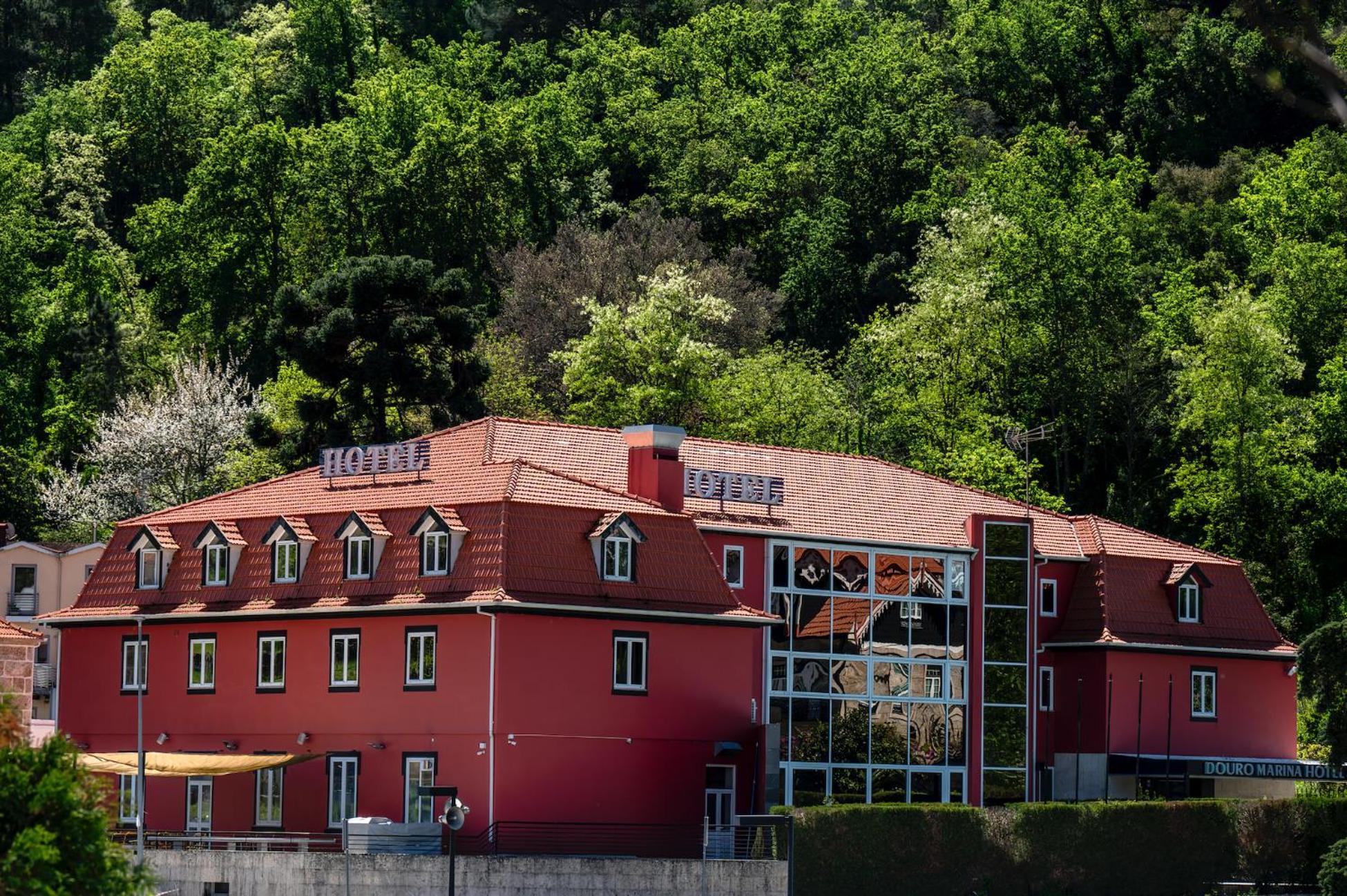 Hotel Douro Marina & 4*